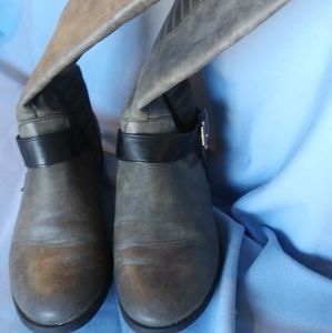 Women's Nicole dark gray zip up size 7.5 high boots